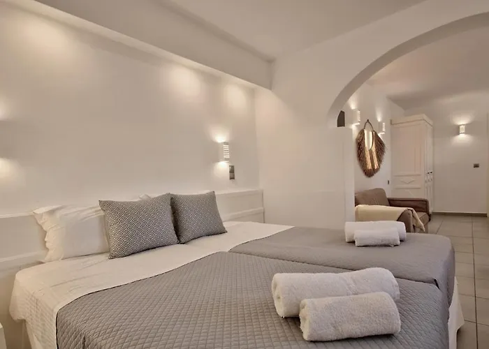 Katerina Mare Naousa (Paros)