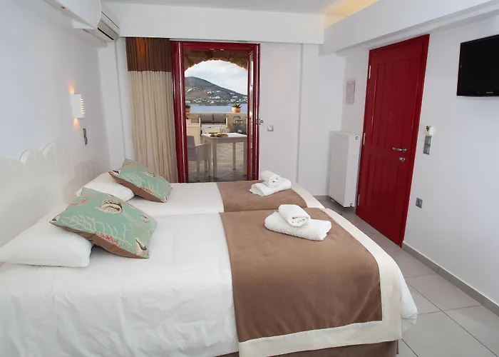 Katerina Mare Naousa (Paros)