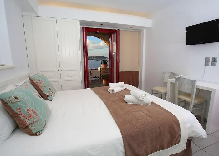 Katerina Mare Naousa (Paros)