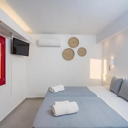 Ξενοδοχείο με διαμερίσματα Katerina Mare 4*